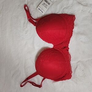 Red Lace NWT Women's Bra Size 36D Push Up Underwire Padded Adjustable Straps